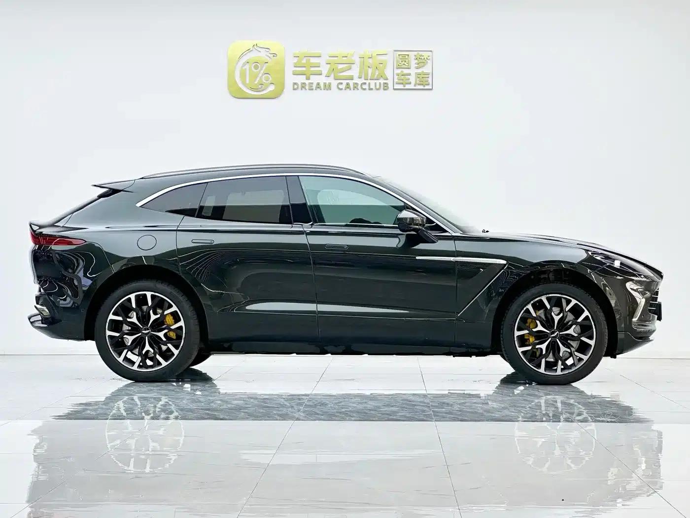 Aston Martin DBX 2020 4.0T V8 — миниатюра 6