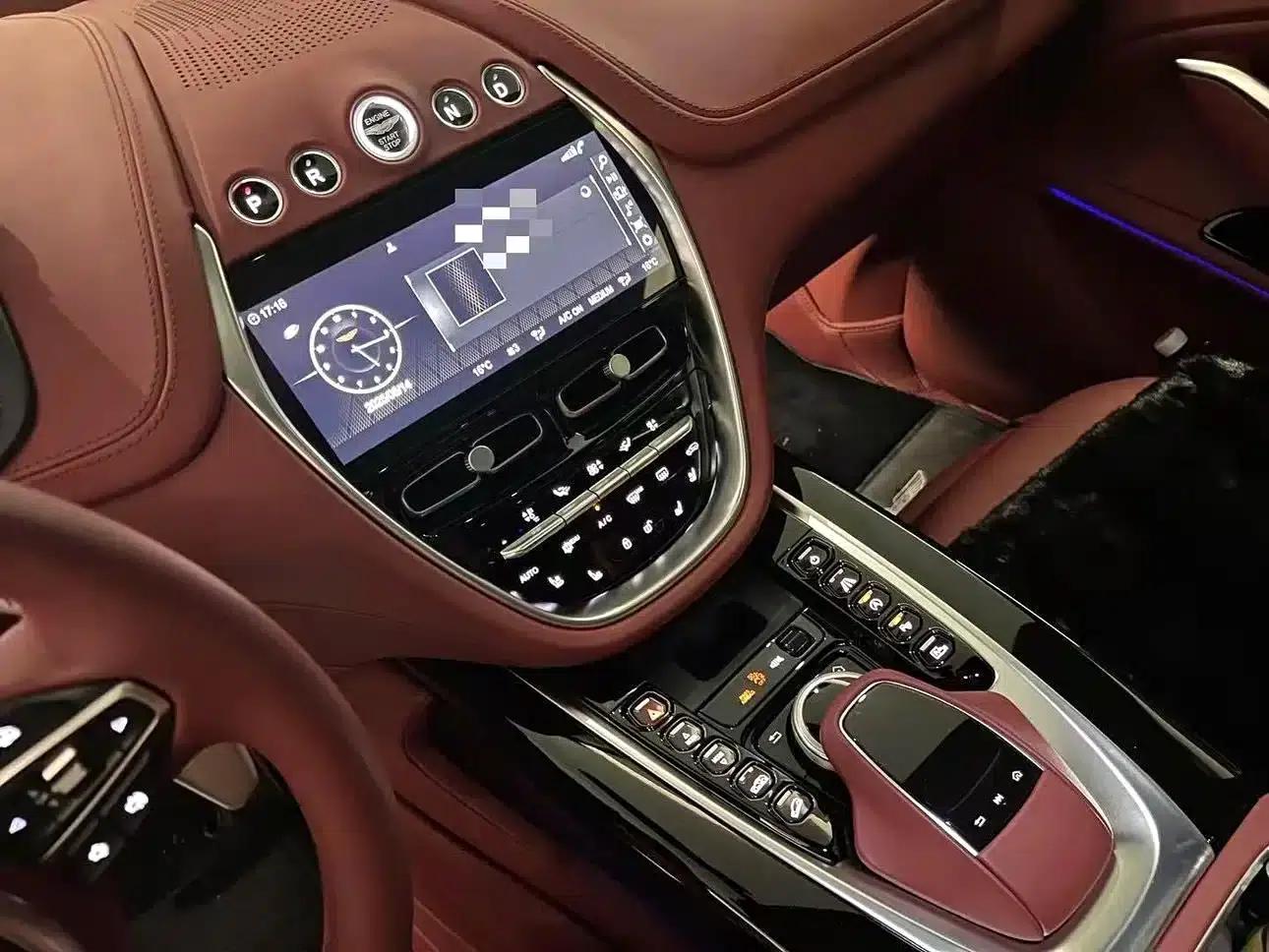 2022 Aston Martin DBX 4.0T V8 — миниатюра 7