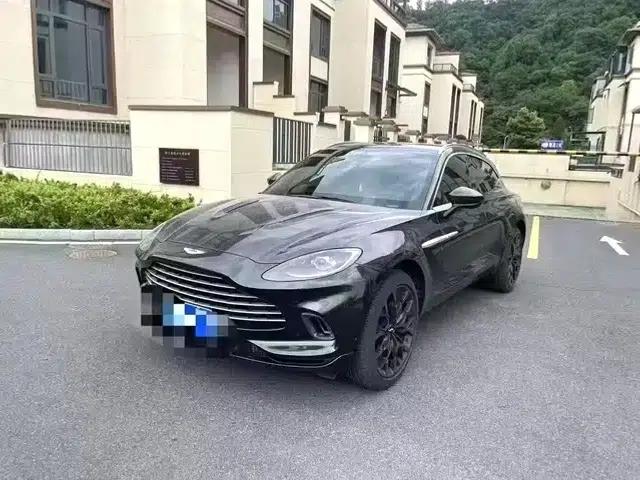 2022 Aston Martin DBX 4.0T V8