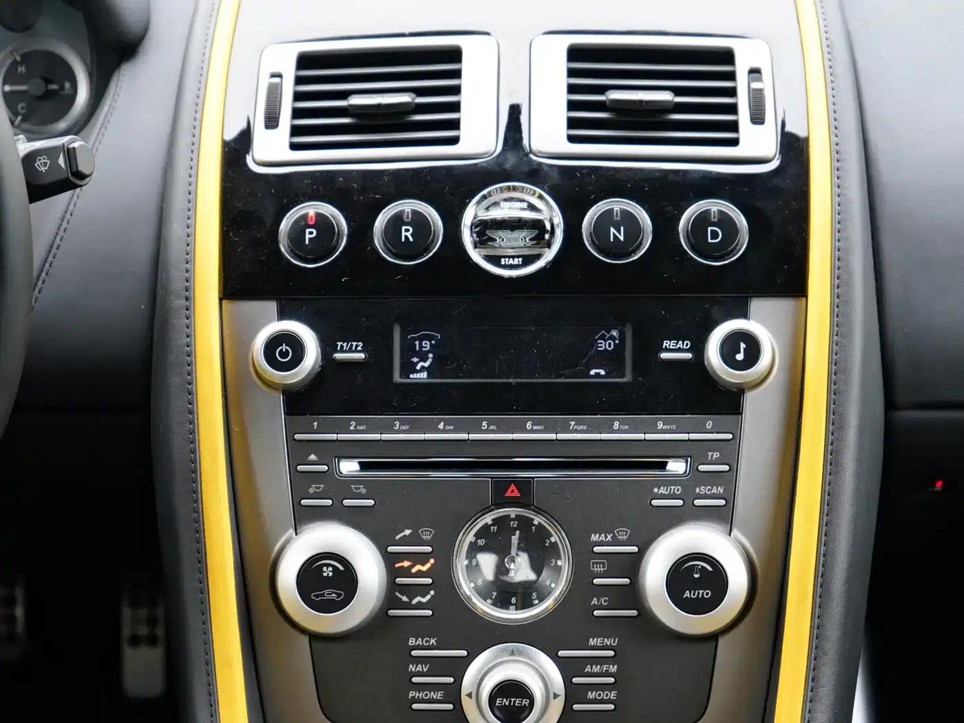 2010 Rapide 6.0L — миниатюра 10