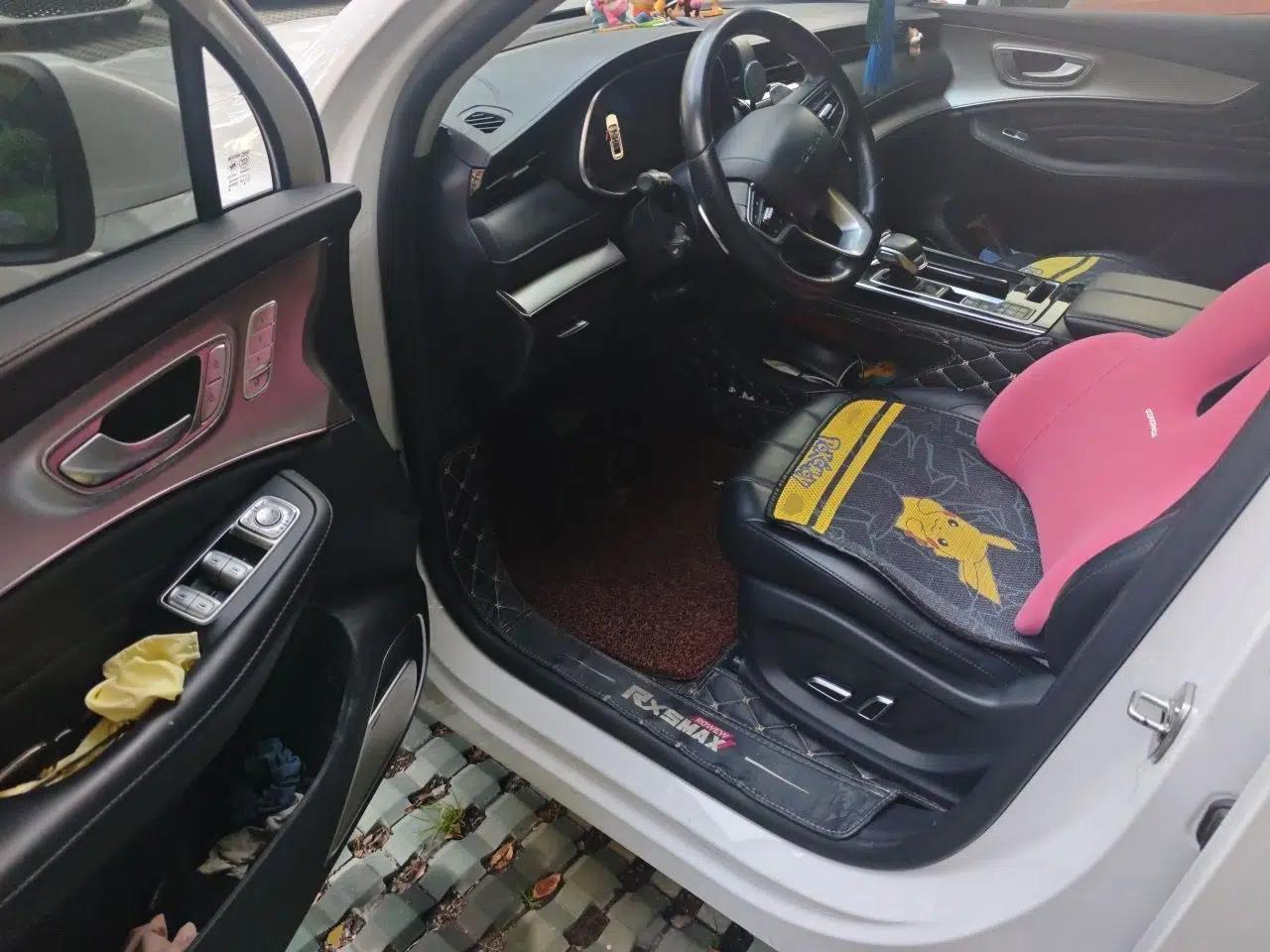 Roewe RX5 eMAX 2020 500 PHEV Smart Cabin Flagship Edition — миниатюра 17