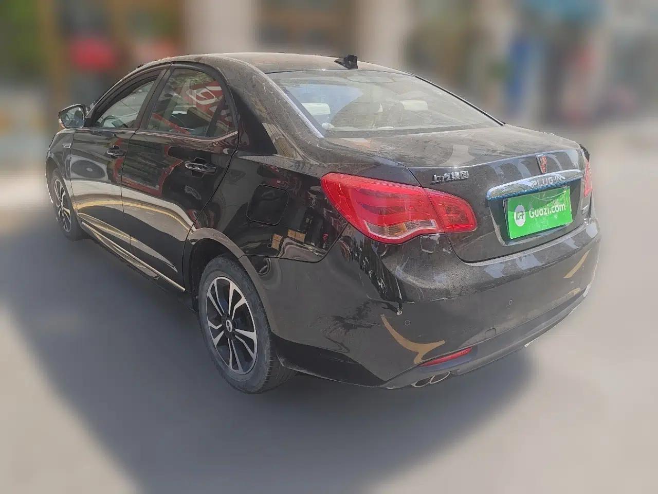 Roewe e550 2016 Deluxe Edition — миниатюра 4