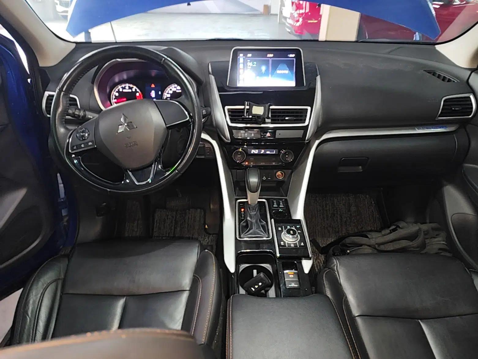 Mitsubishi Eclipse Cross 2019 1.5T CVT Two-Wheel Drive Dream Edition China VI Standard — миниатюра 13