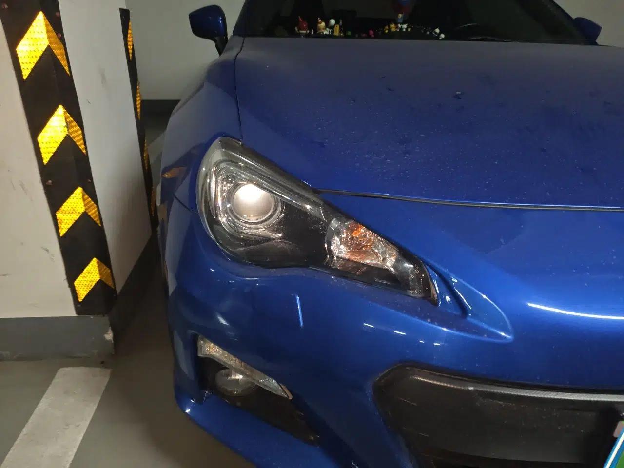 Subaru BRZ 2015 2.0i Manual Model — миниатюра 7