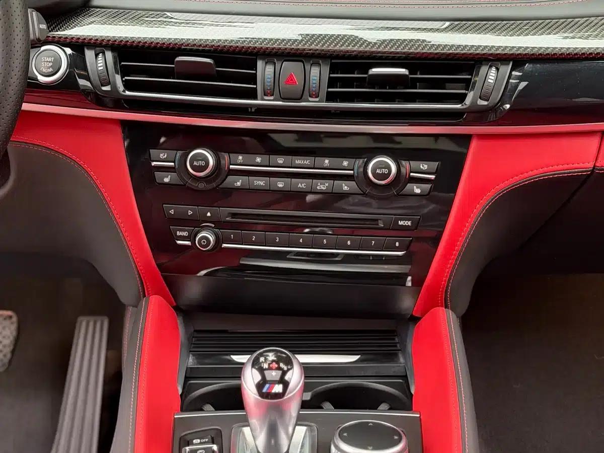 2015 BMW X5 M — миниатюра 16
