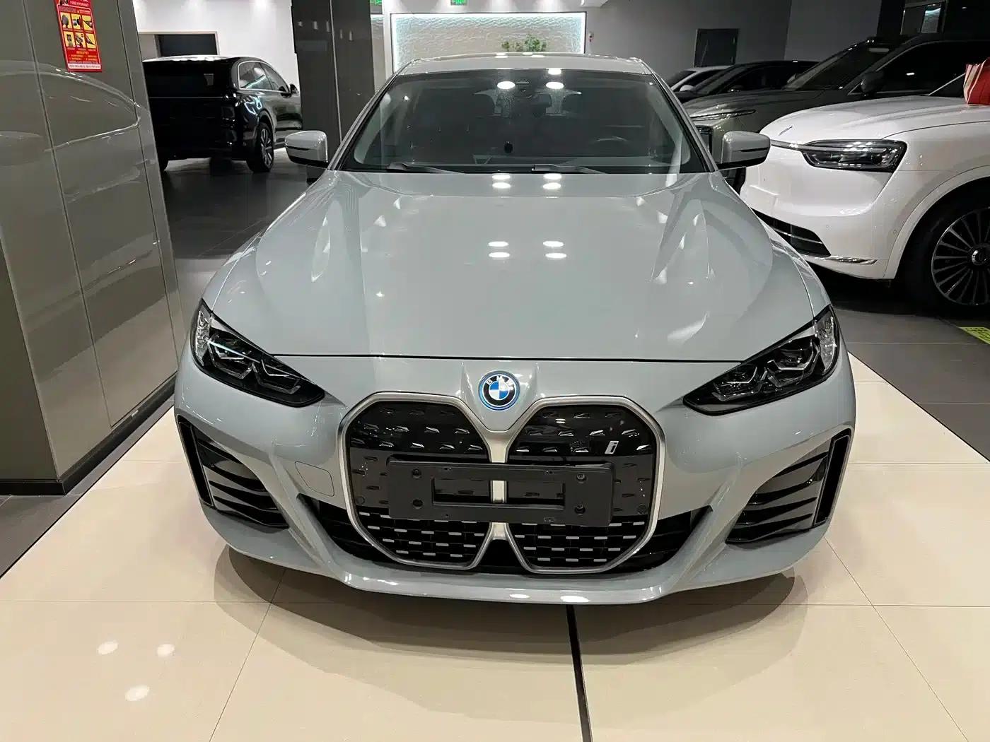 BMW i4 2023 eDrive35 — миниатюра 2