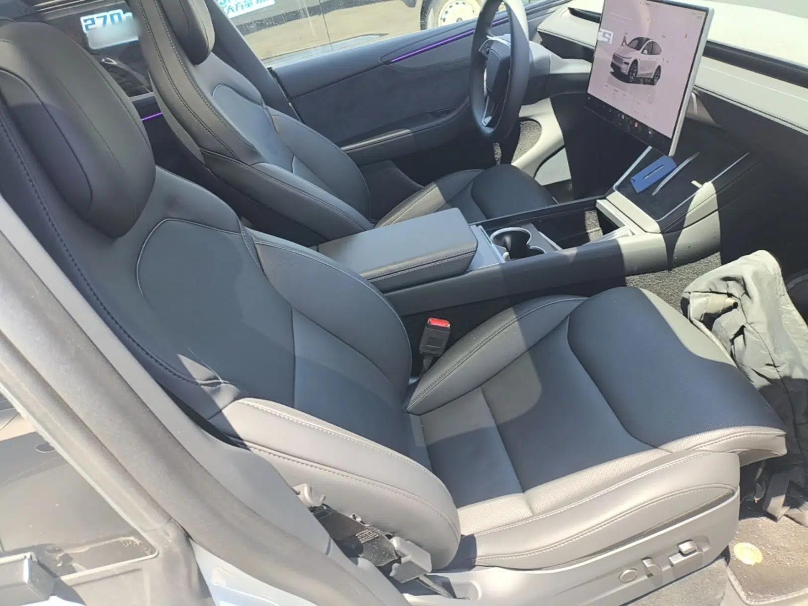 Tesla Model Y L 2025 Model Long-Range All-Wheel-Drive Version — миниатюра 23