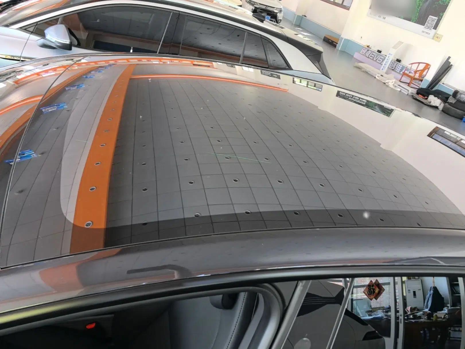 Tesla Model Y L 2025 Model Long-Range All-Wheel-Drive Version — миниатюра 11