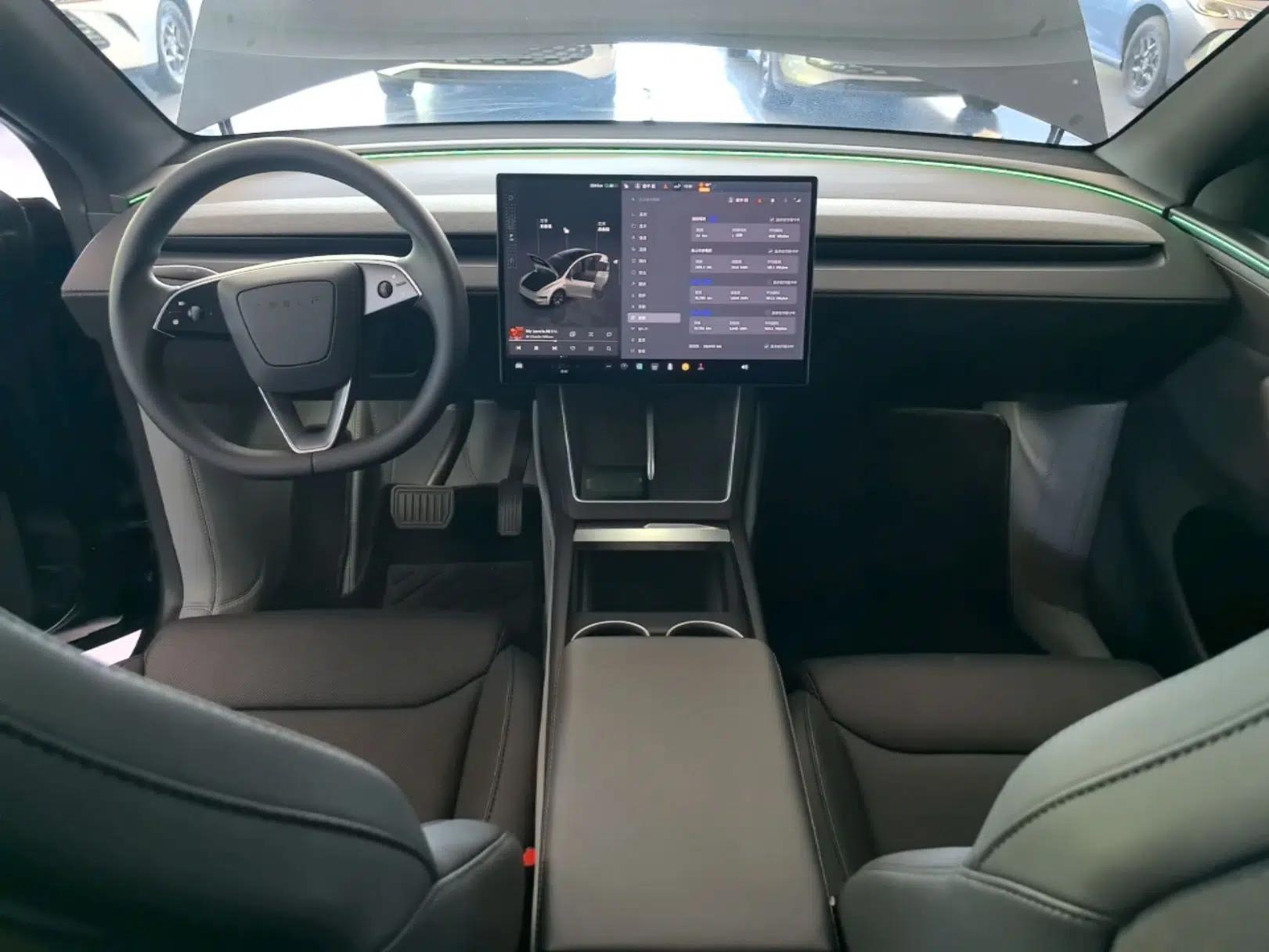 Tesla Model Y L 2025 Model Long-Range All-Wheel-Drive Version — миниатюра 13