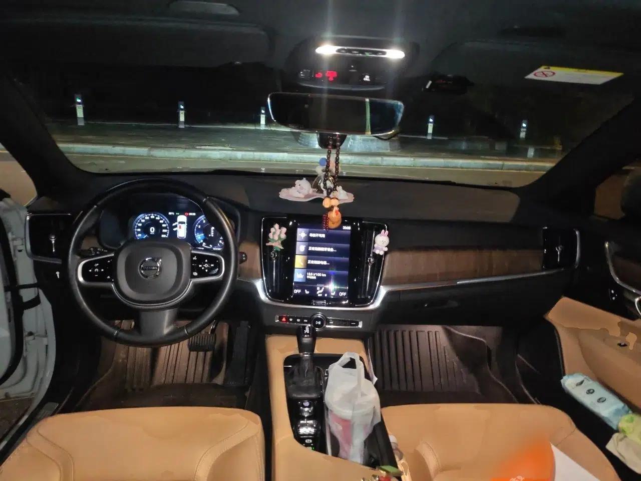 Volvo V90 2020 Cross Country T5 AWD Smart Range Edition — миниатюра 10
