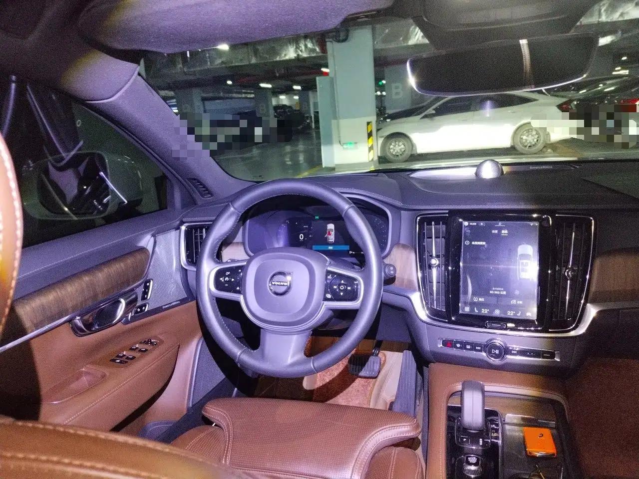 Volvo V90 2022 Cross Country B5 AWD Prestige Edition — миниатюра 11