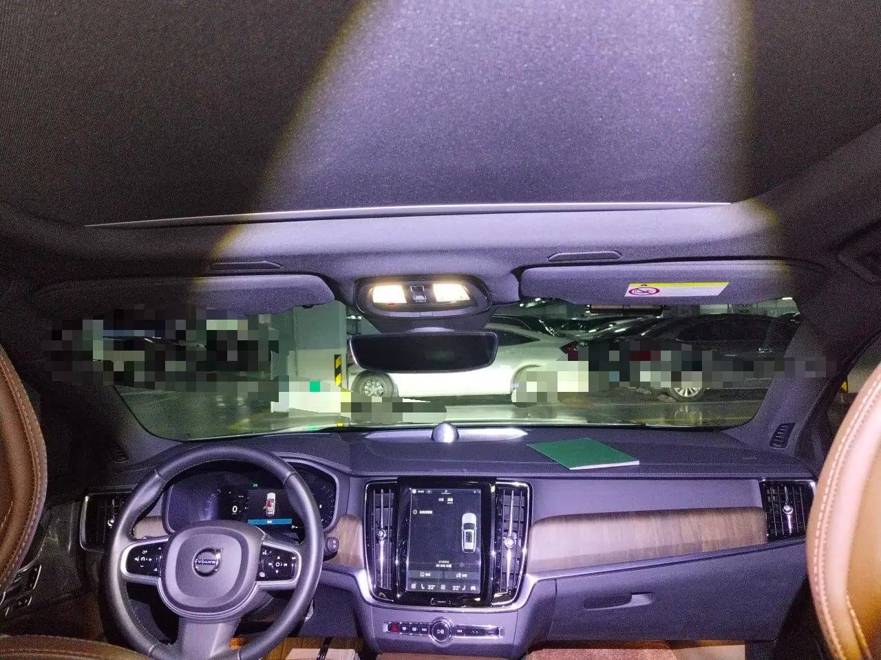 Volvo V90 2022 Cross Country B5 AWD Prestige Edition — миниатюра 19
