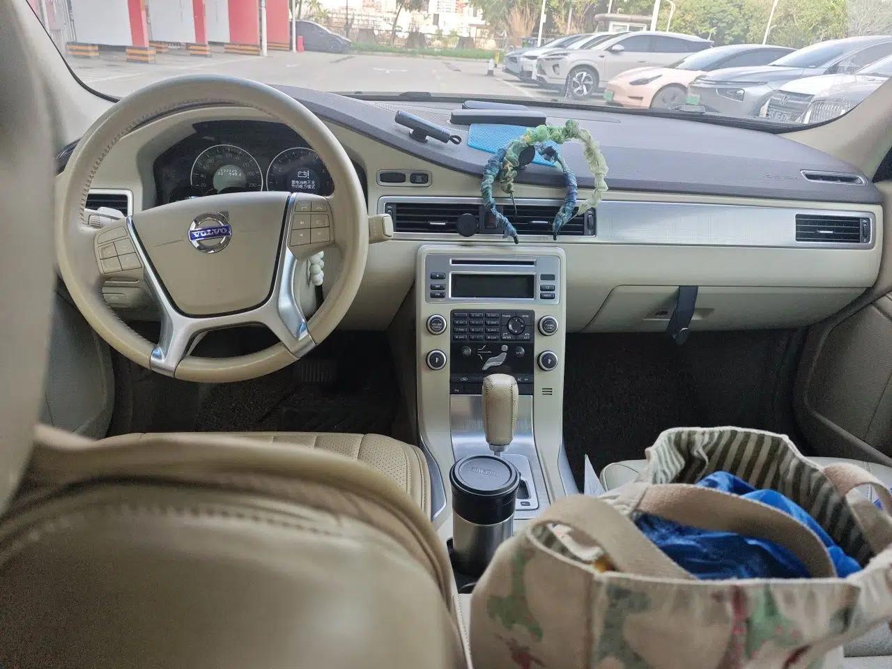 Volvo S80L 2012 2.0T ZhiShang Version — миниатюра 10