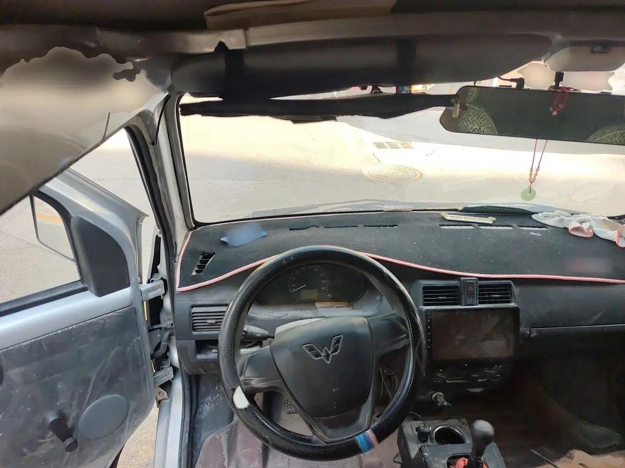 Wuling Rongguang Small Truck 2021 1.5L Base Version Double-Cab L3C — миниатюра 11
