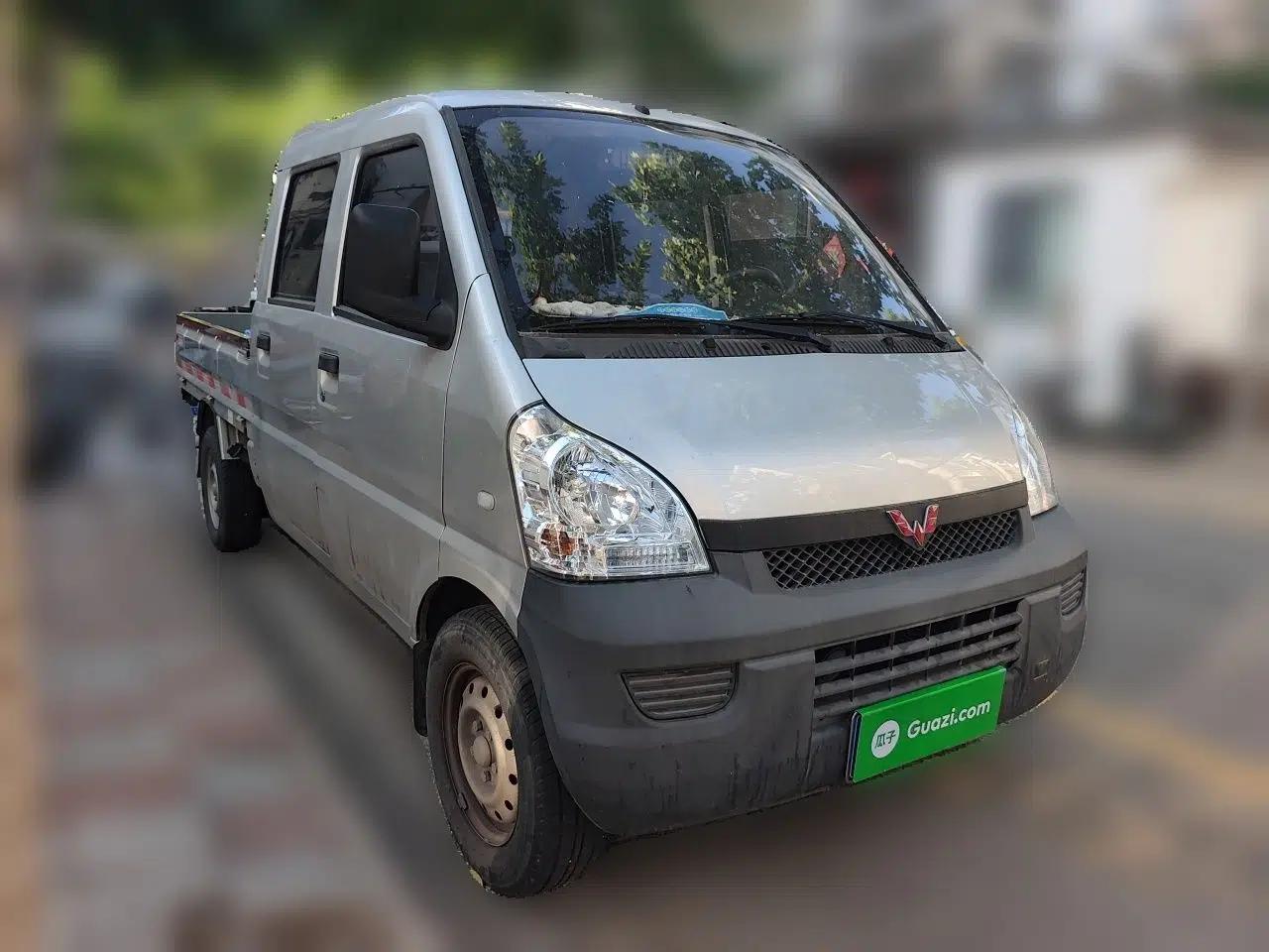 Wuling Rongguang Small Truck 2021 1.5L Base Version Double-Cab L3C — миниатюра 3
