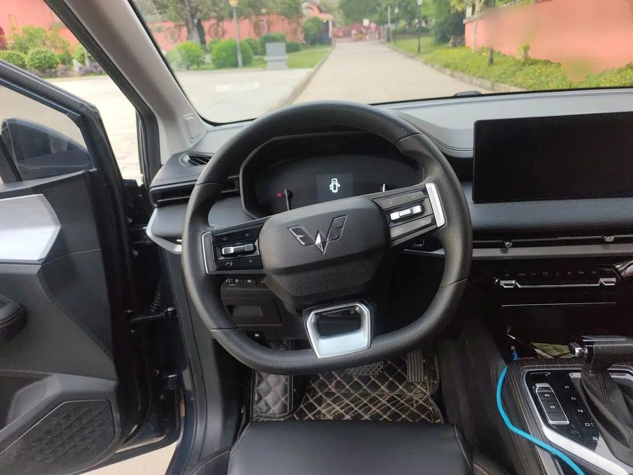 Wuling Jiachen 2022 1.5T CVT Smart Luxury Version — миниатюра 11