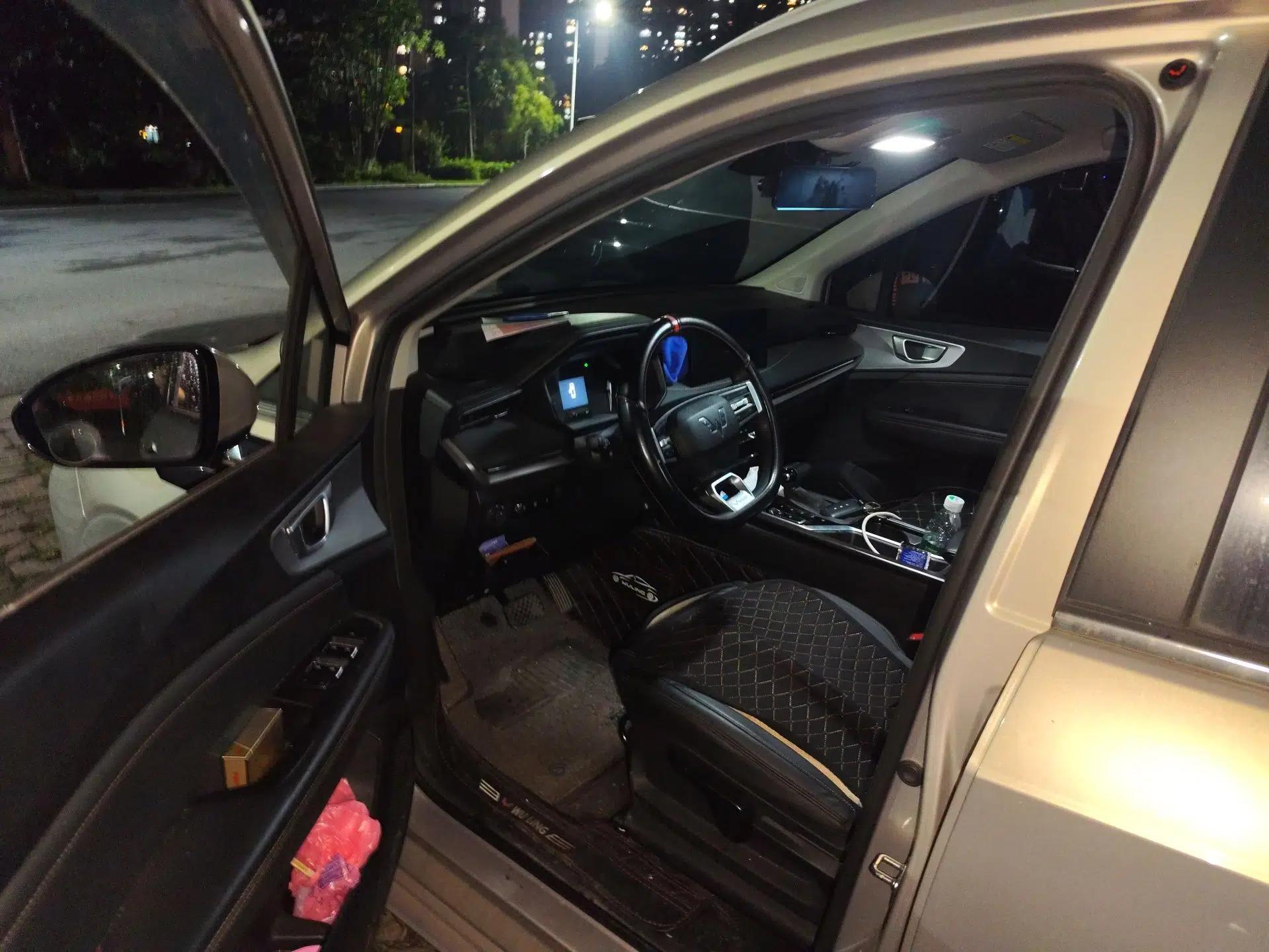 Wuling Jiachen 2022 1.5T CVT Smart Luxury Version — миниатюра 19