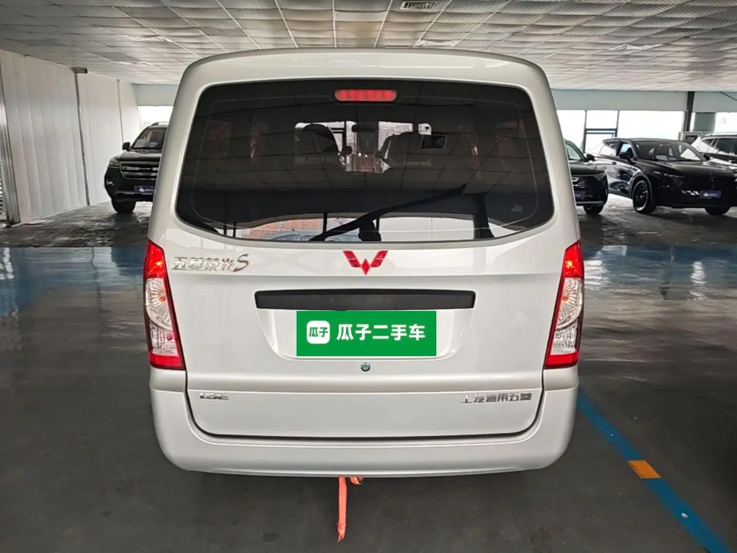 Wuling Rongguang S 2023 1.5L Base Version 5/7 Seats — миниатюра 5