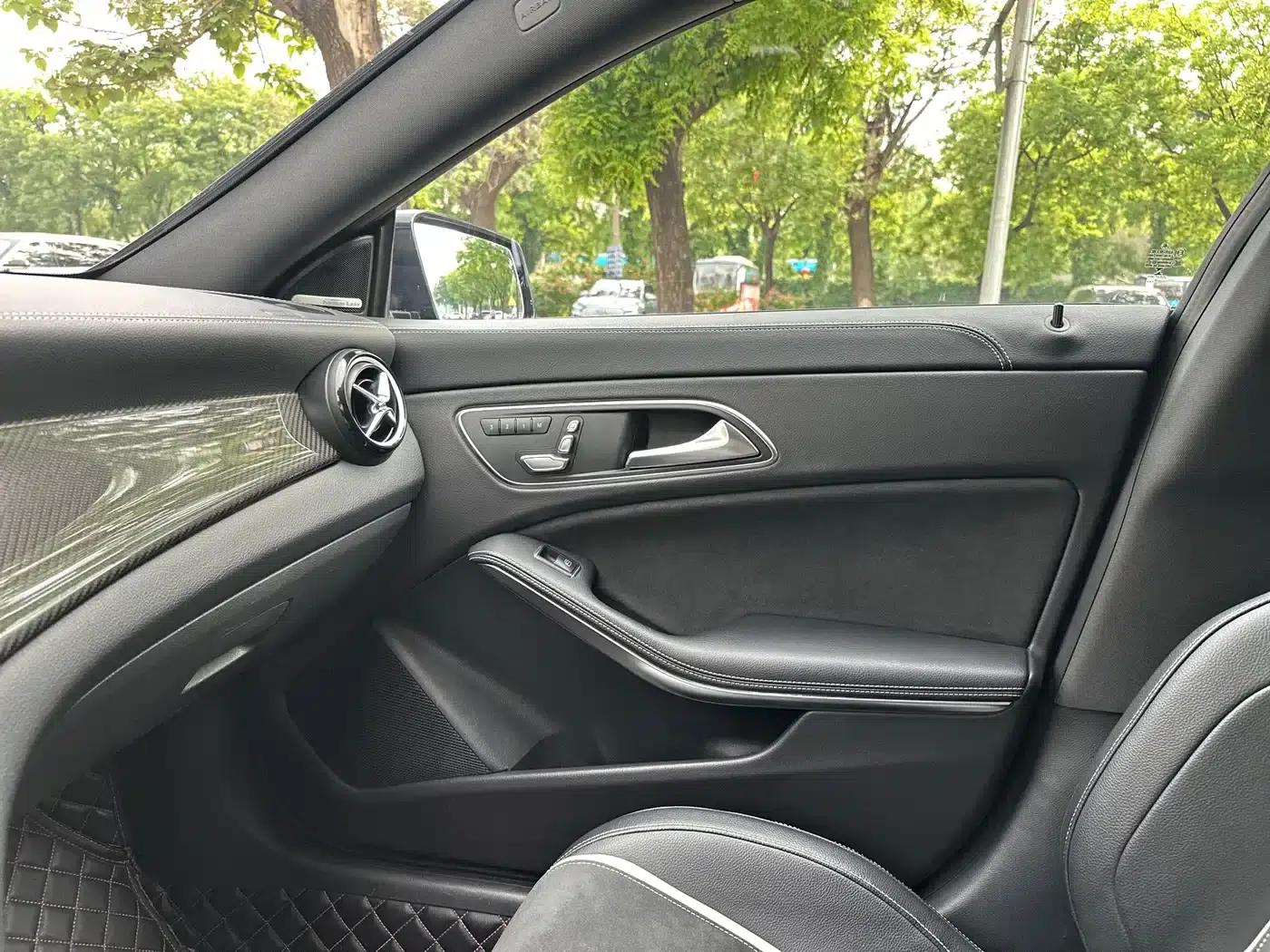 2017 Mercedes-Benz CLA AMG Facelift AMG CLA 45 4MATIC — миниатюра 29