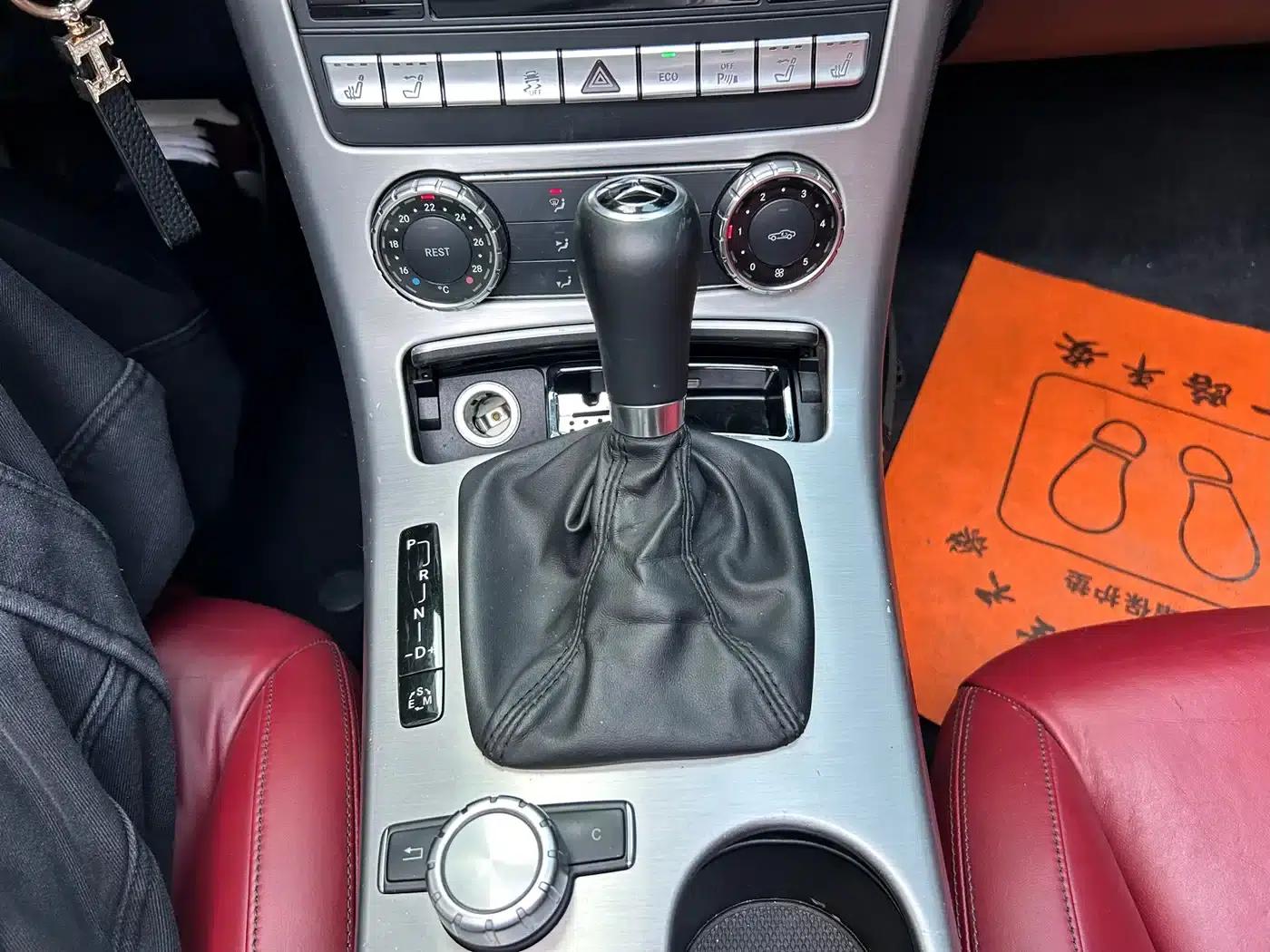 Mercedes-Benz SLK-Class 2011 SLK 200 Fashion Edition — миниатюра 14