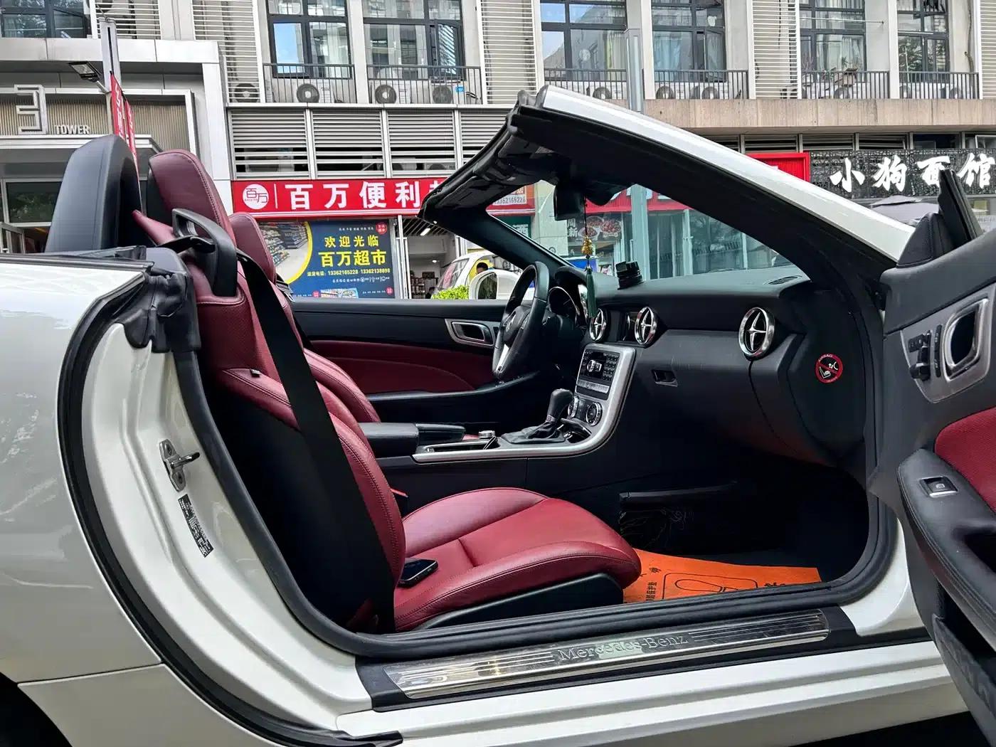 Mercedes-Benz SLK-Class 2011 SLK 200 Fashion Edition — миниатюра 8