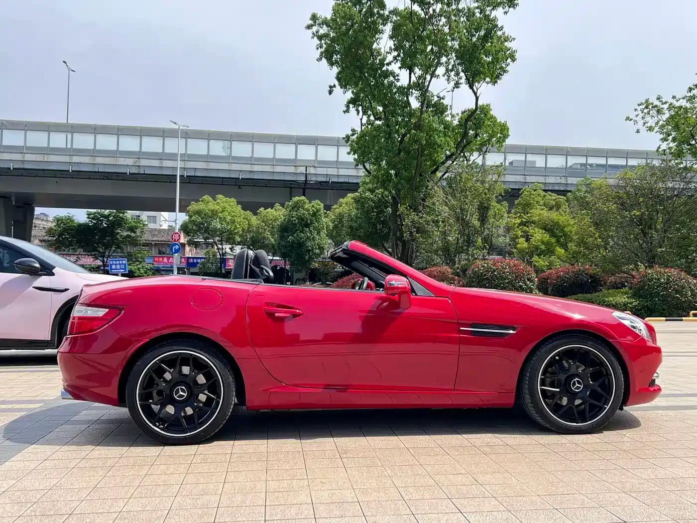 Mercedes-Benz SLK-Class 2011 SLK 200 Fashion Edition — миниатюра 5