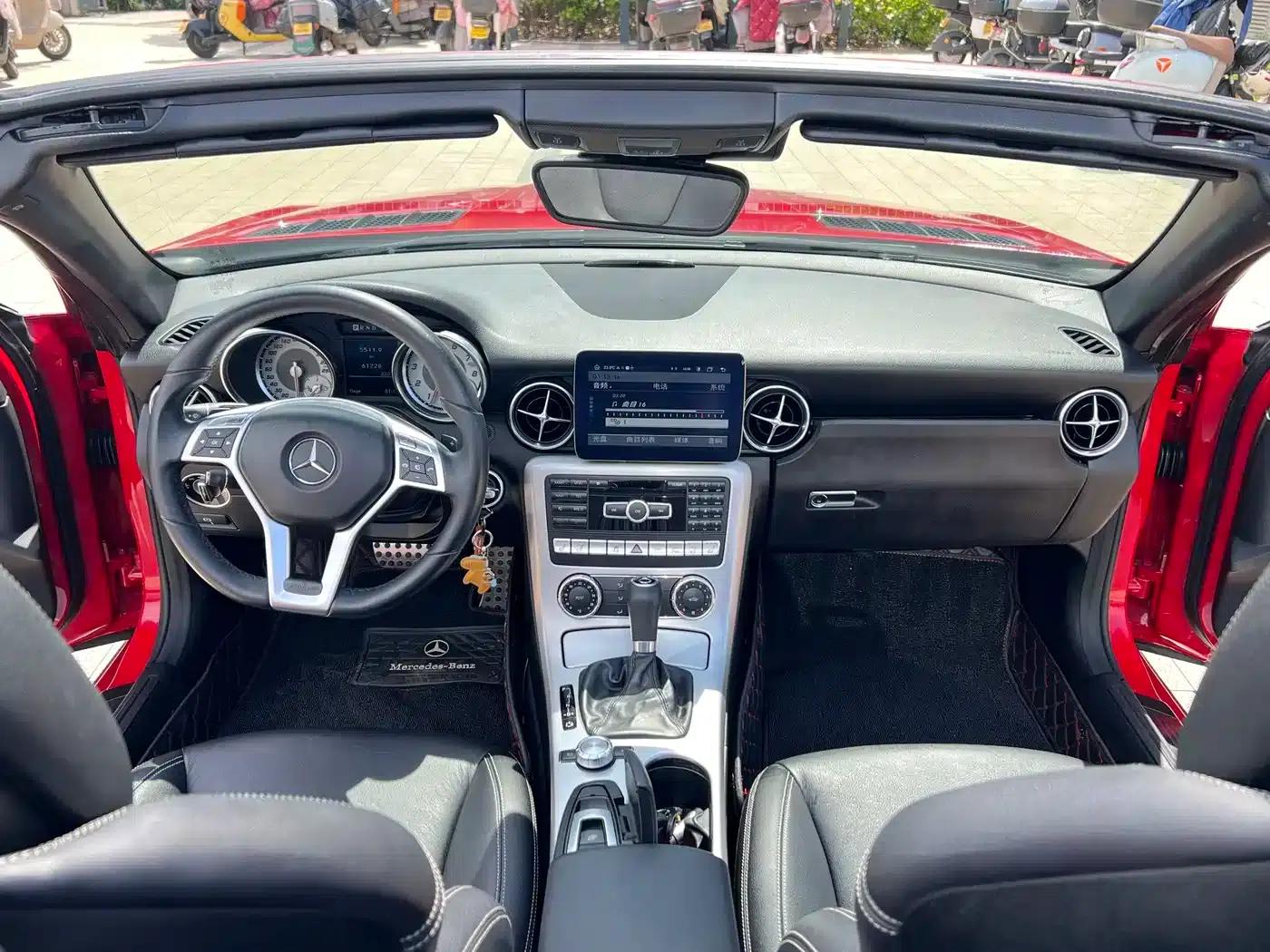 Mercedes-Benz SLK-Class 2011 SLK 200 Fashion Edition — миниатюра 8