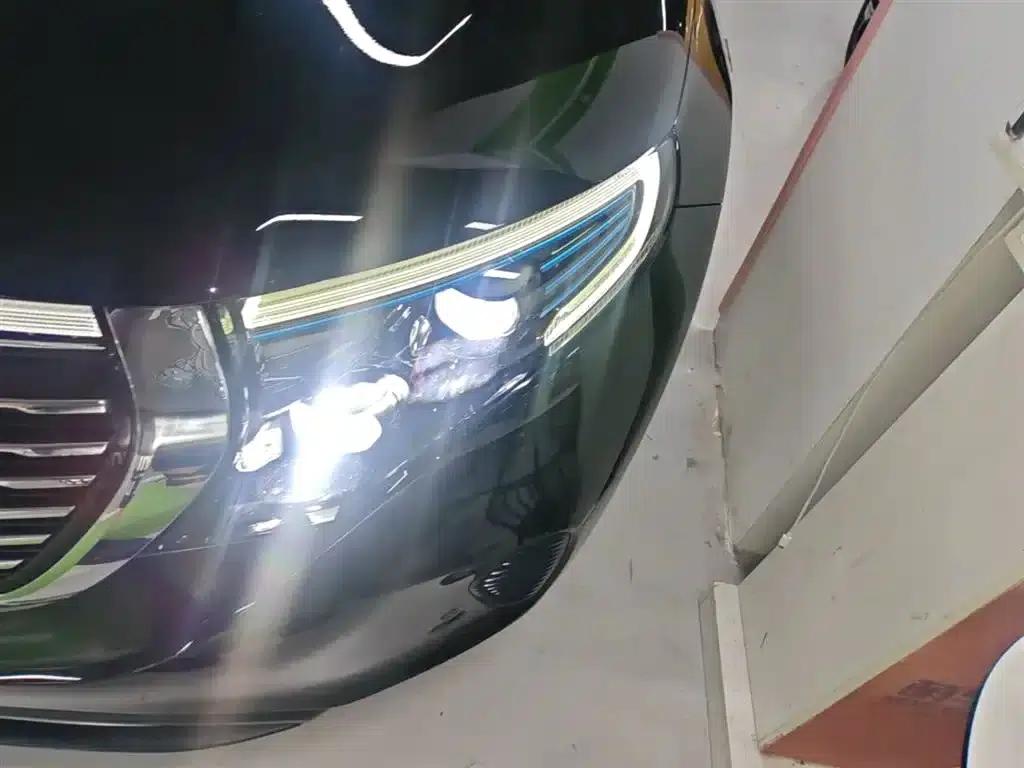 Mercedes-Benz EQC 2021 Model EQC 350 4MATIC — миниатюра 24