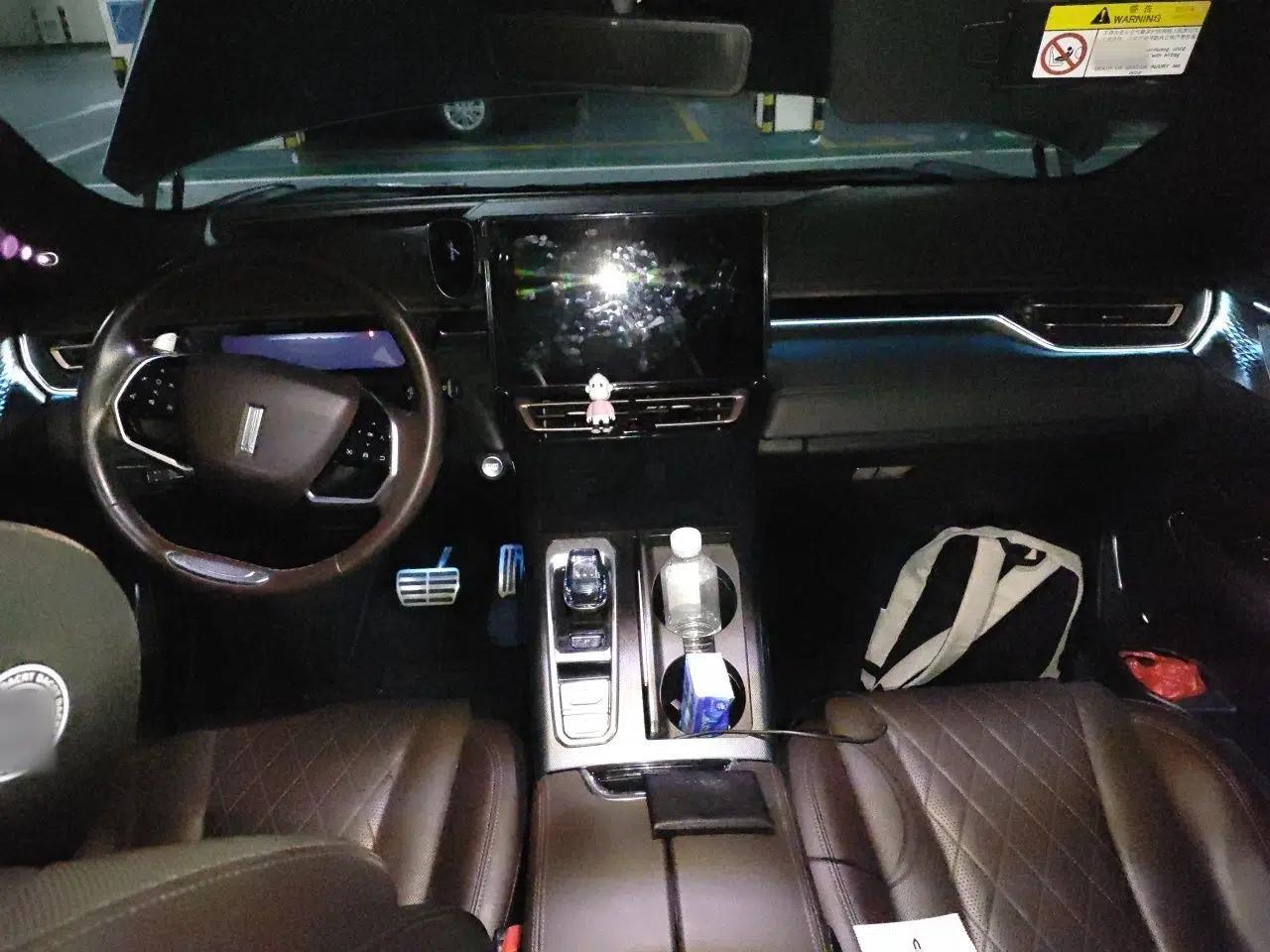 Wey Mocha 2021 2.0T Two-Wheel-Drive Premium Edition — миниатюра 10