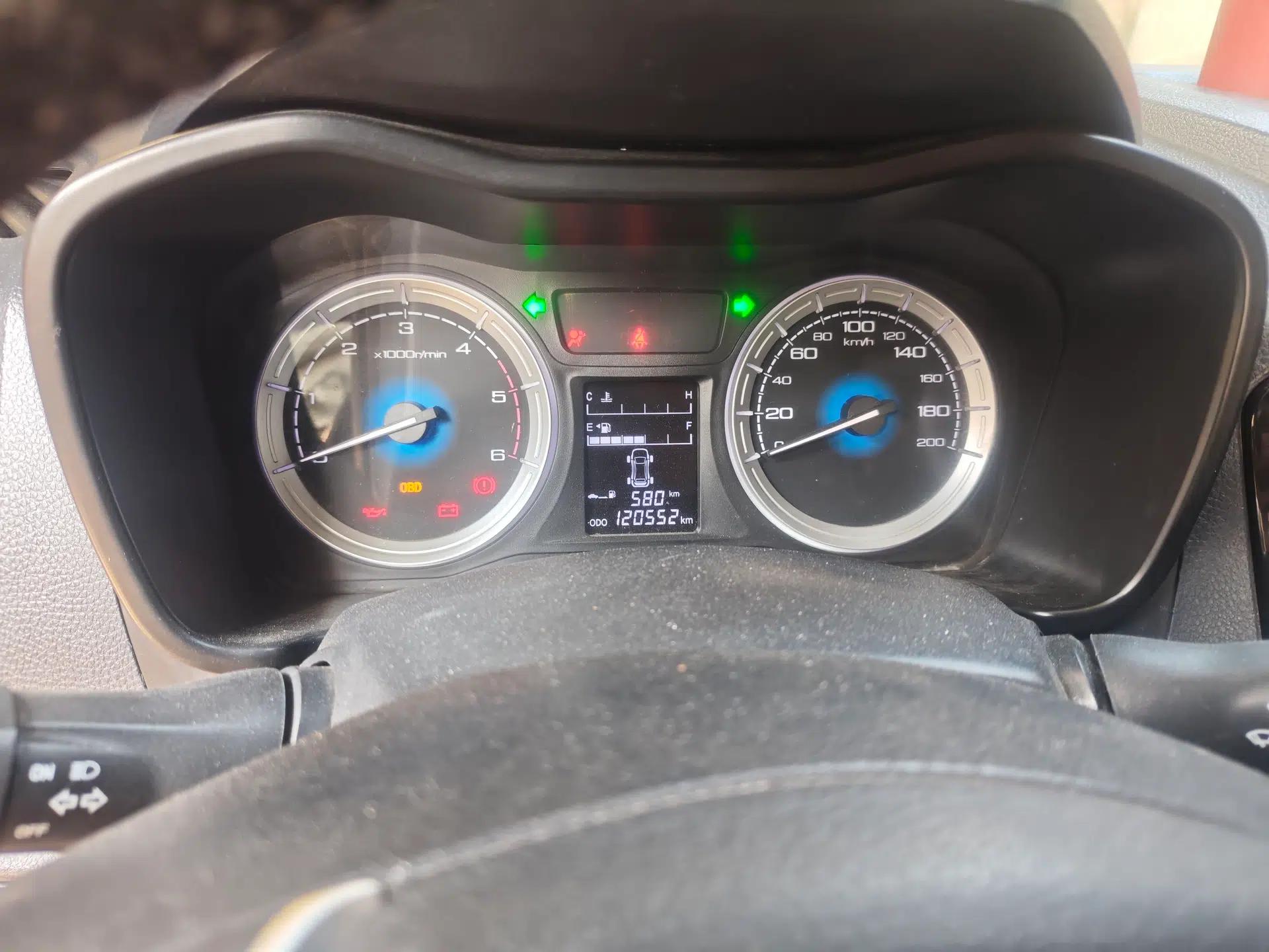 Isuzu JLM 2016 2.8T Two-Wheel Drive Ultra-Luxury Version JE493ZLQ4CA — миниатюра 12