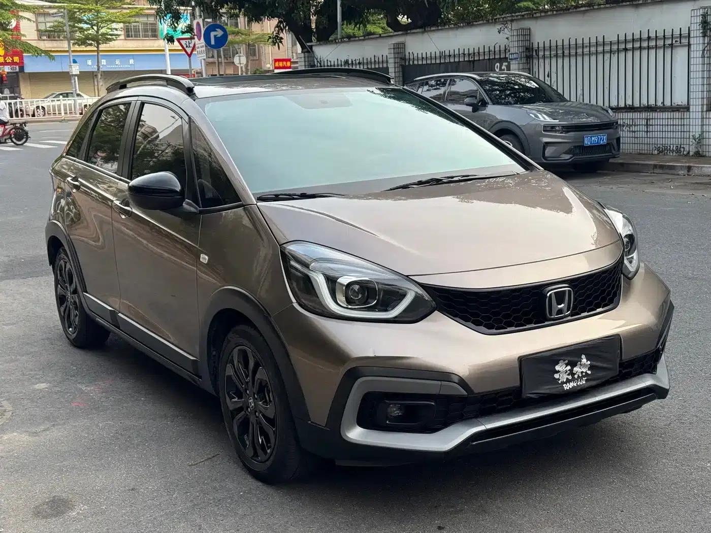 LIFE 2021 1.5L CVT CRO-S Fun Edition — миниатюра 3
