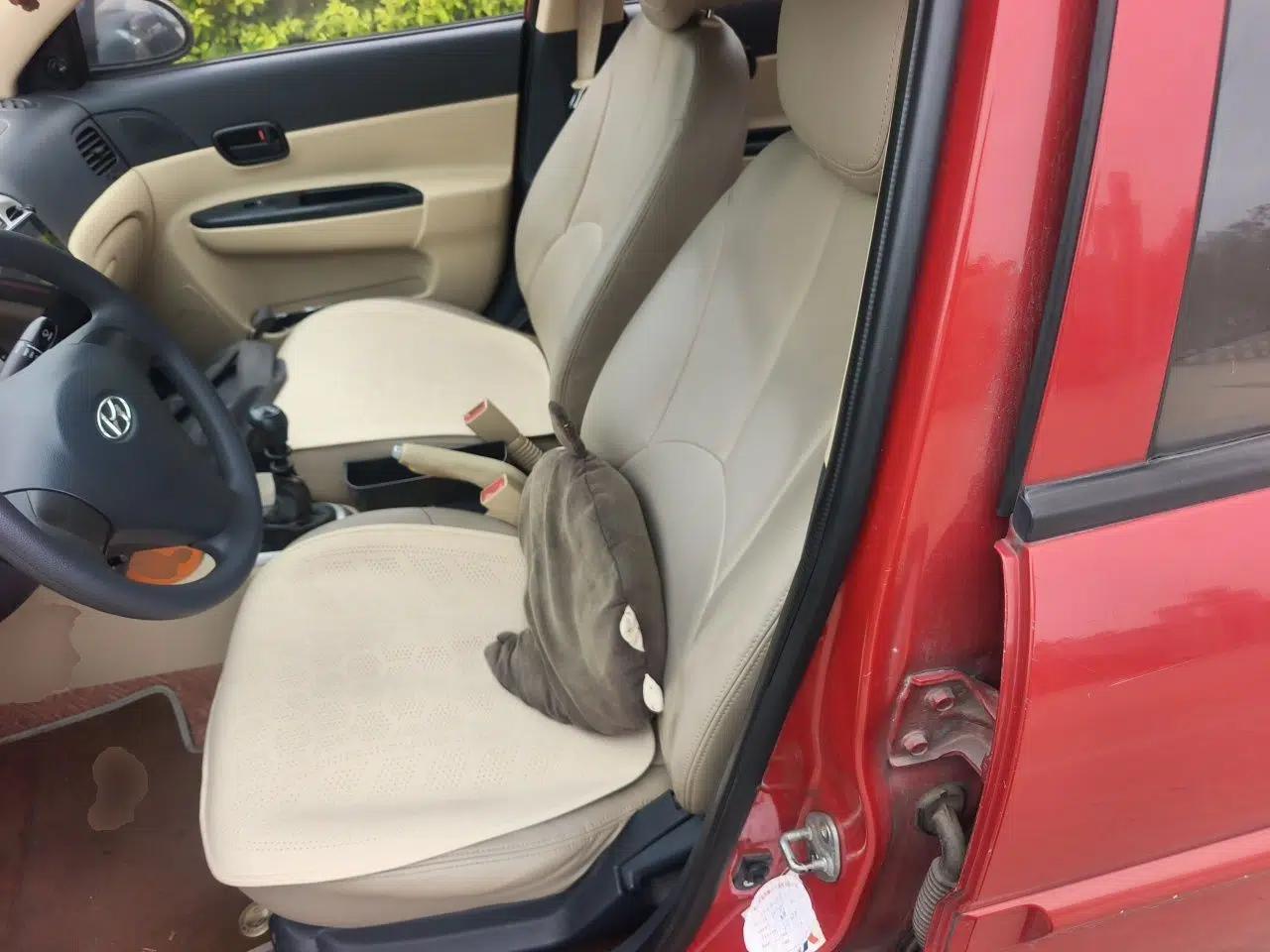 Hyundai Accent 2011 1.4 Manual Comfort Version — миниатюра 16