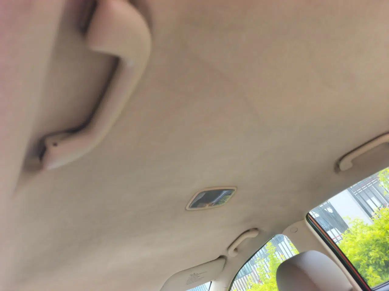 Hyundai Accent 2011 1.4 Manual Comfort Version — миниатюра 19