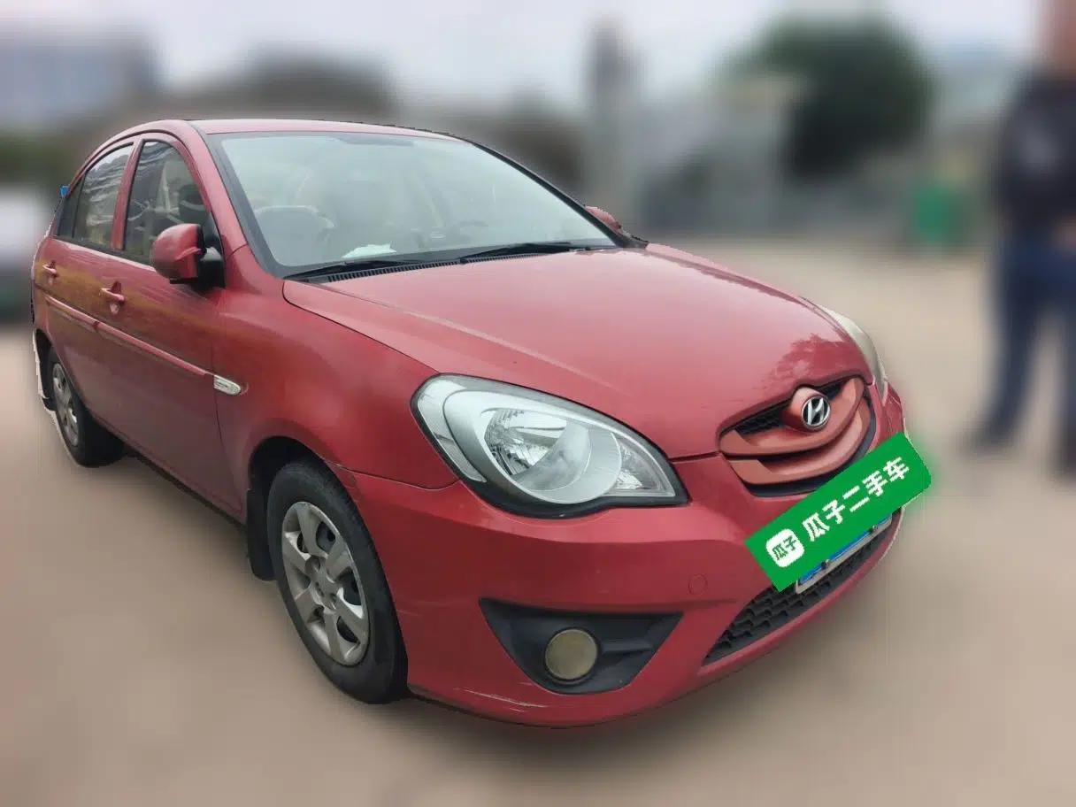 Hyundai Accent 2011 1.4 Manual Comfort Version — миниатюра 3