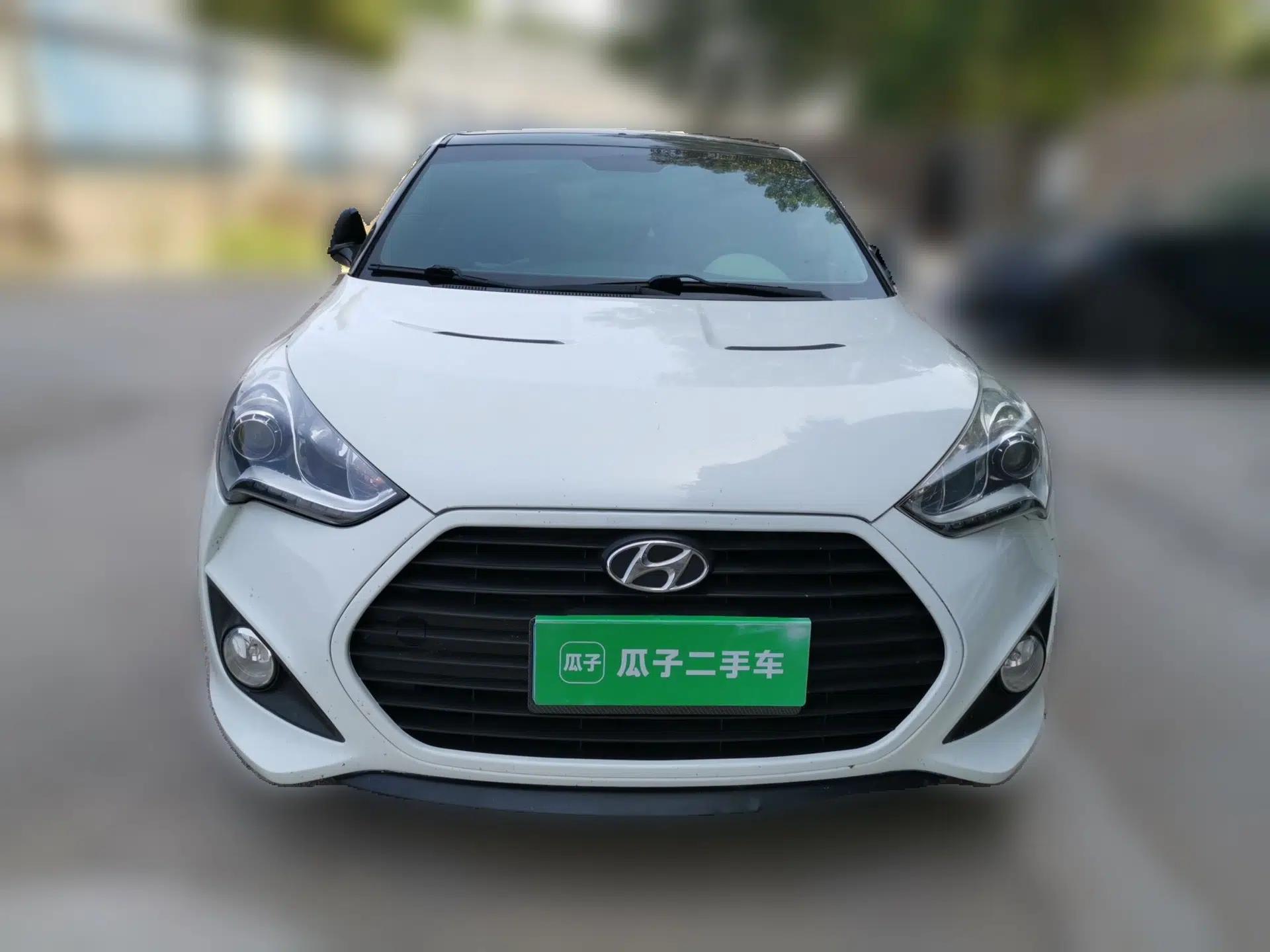 Hyundai Veloster 2012 1.6T Automatic Luxury Edition — миниатюра 2