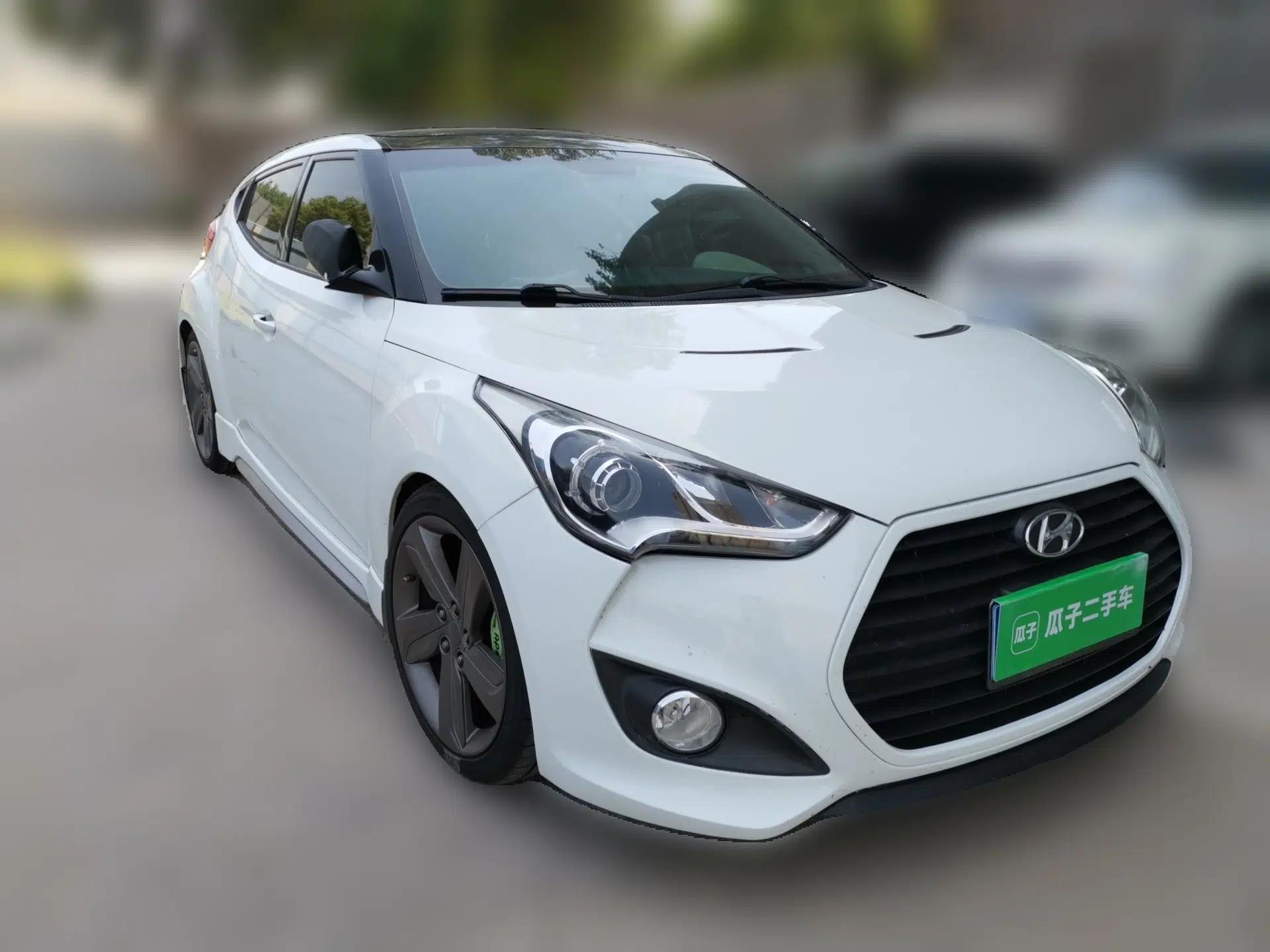 Hyundai Veloster 2012 1.6T Automatic Luxury Edition — миниатюра 3
