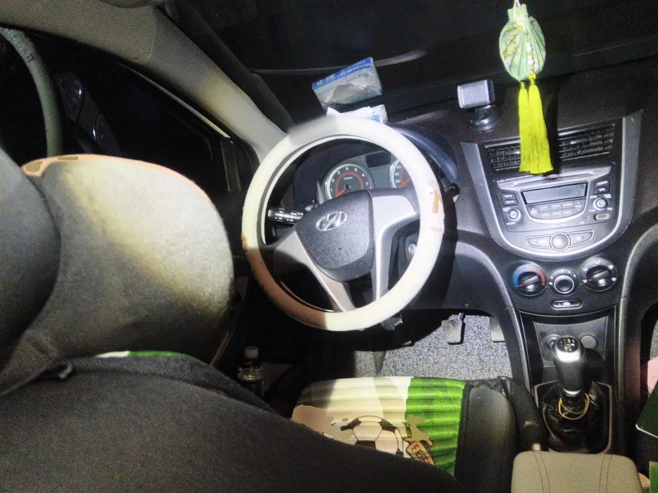 Hyundai Verna Ray 2014 1.4L Manual GLX — миниатюра 11