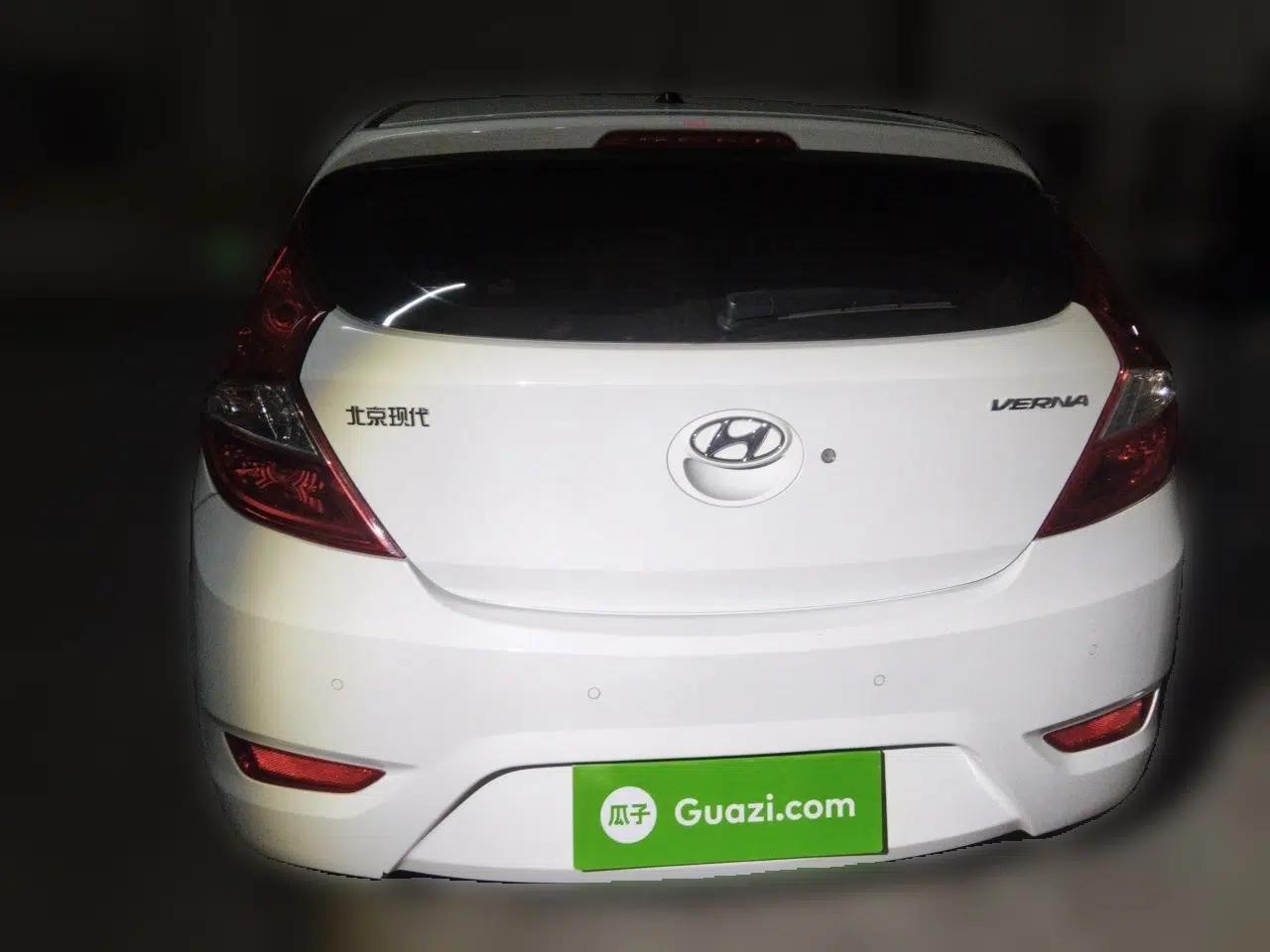 Hyundai Verna Ray 2014 1.4L Manual GLX — миниатюра 5