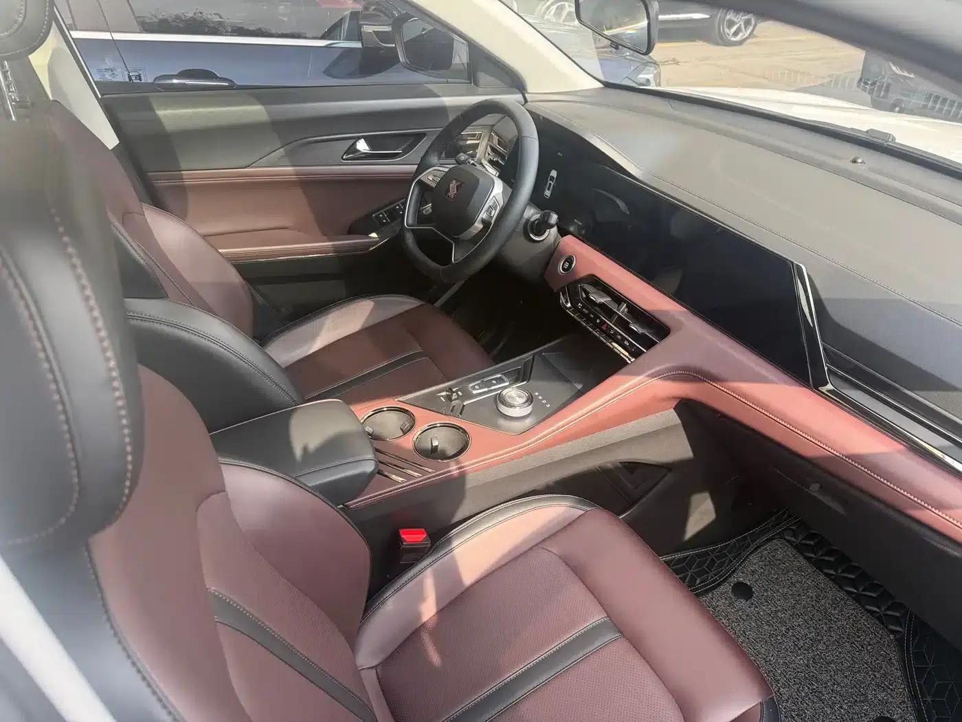 Sihao X8 PLUS 2023 1.5TGDI DCT Smart Home Edition 7-seater — миниатюра 4