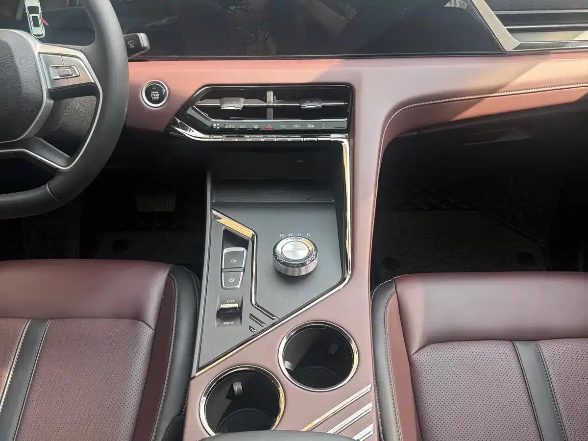 Sihao X8 PLUS 2023 1.5TGDI DCT Smart Home Edition 7-seater — миниатюра 5