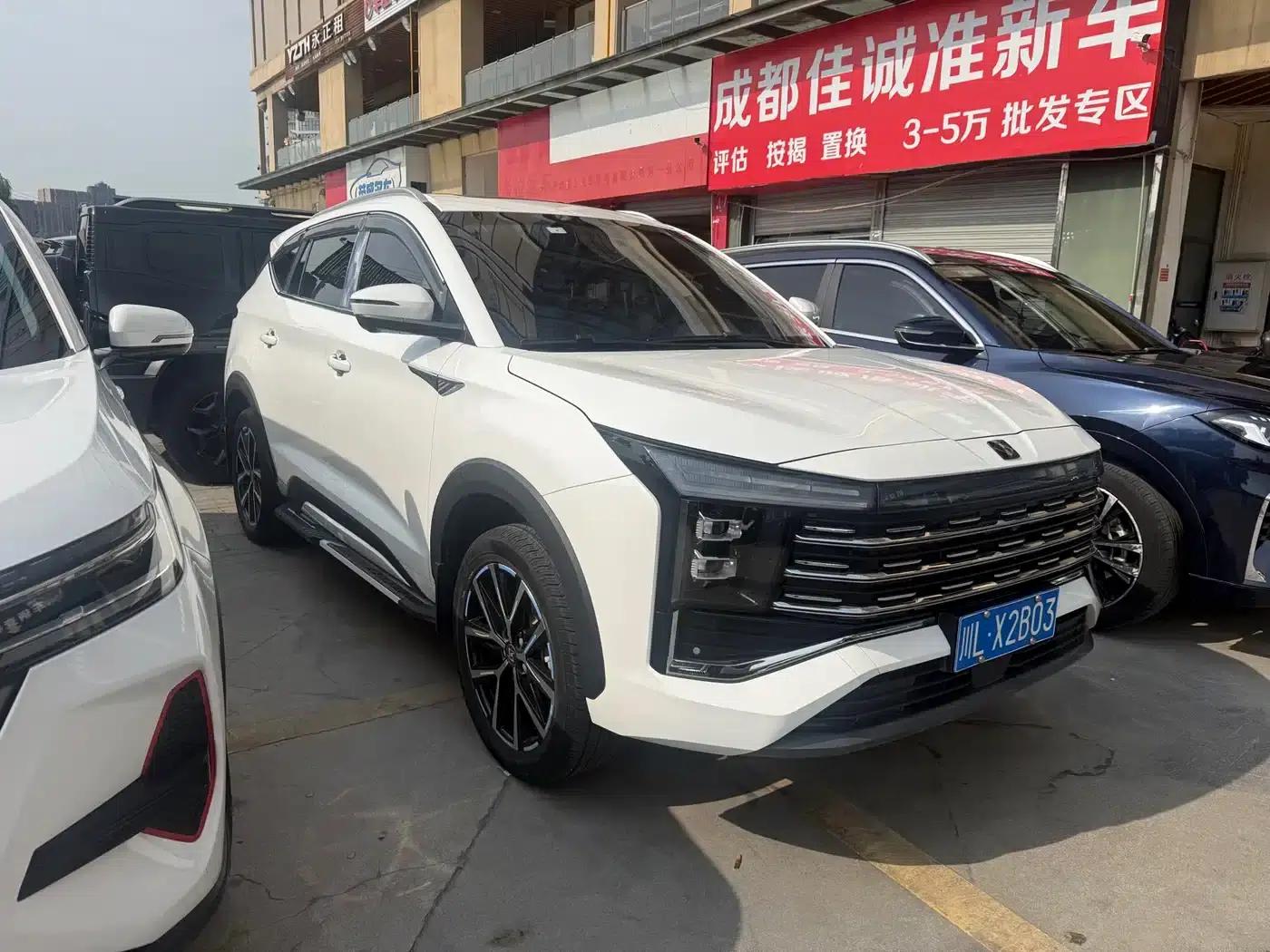 Sihao X8 PLUS 2023 1.5TGDI DCT Smart Home Edition 7-seater — миниатюра 7