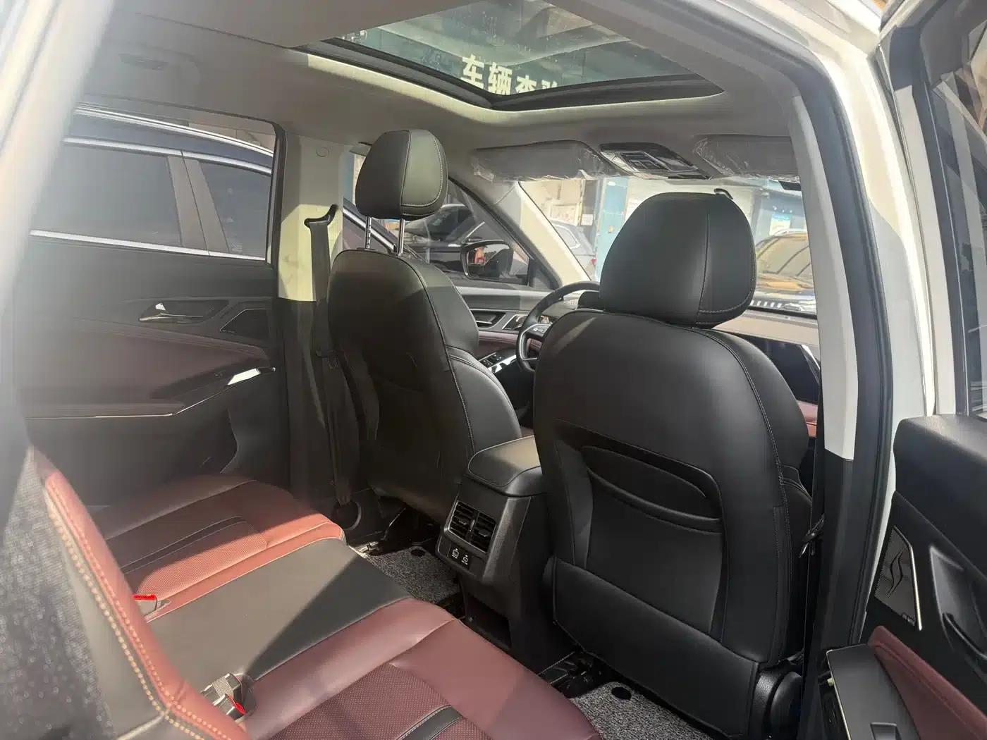 Sihao X8 PLUS 2023 1.5TGDI DCT Smart Home Edition 7-seater — миниатюра 8