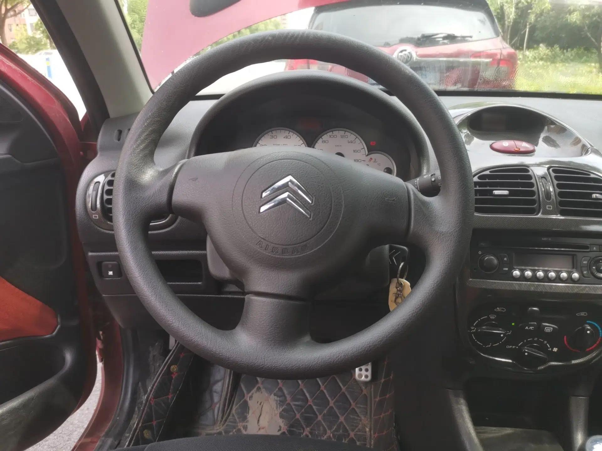 Citroen C2 2012 1.4L Manual Sport Model — миниатюра 11