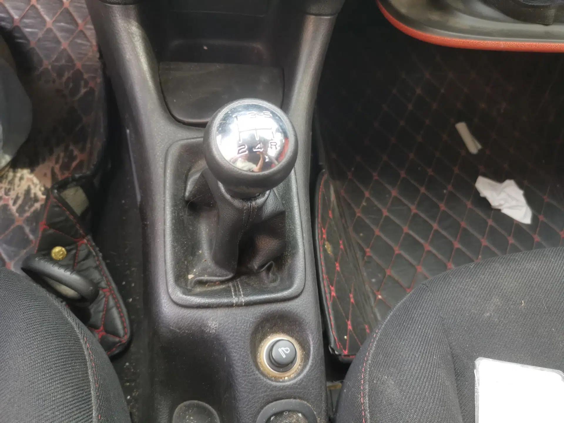 Citroen C2 2012 1.4L Manual Sport Model — миниатюра 15