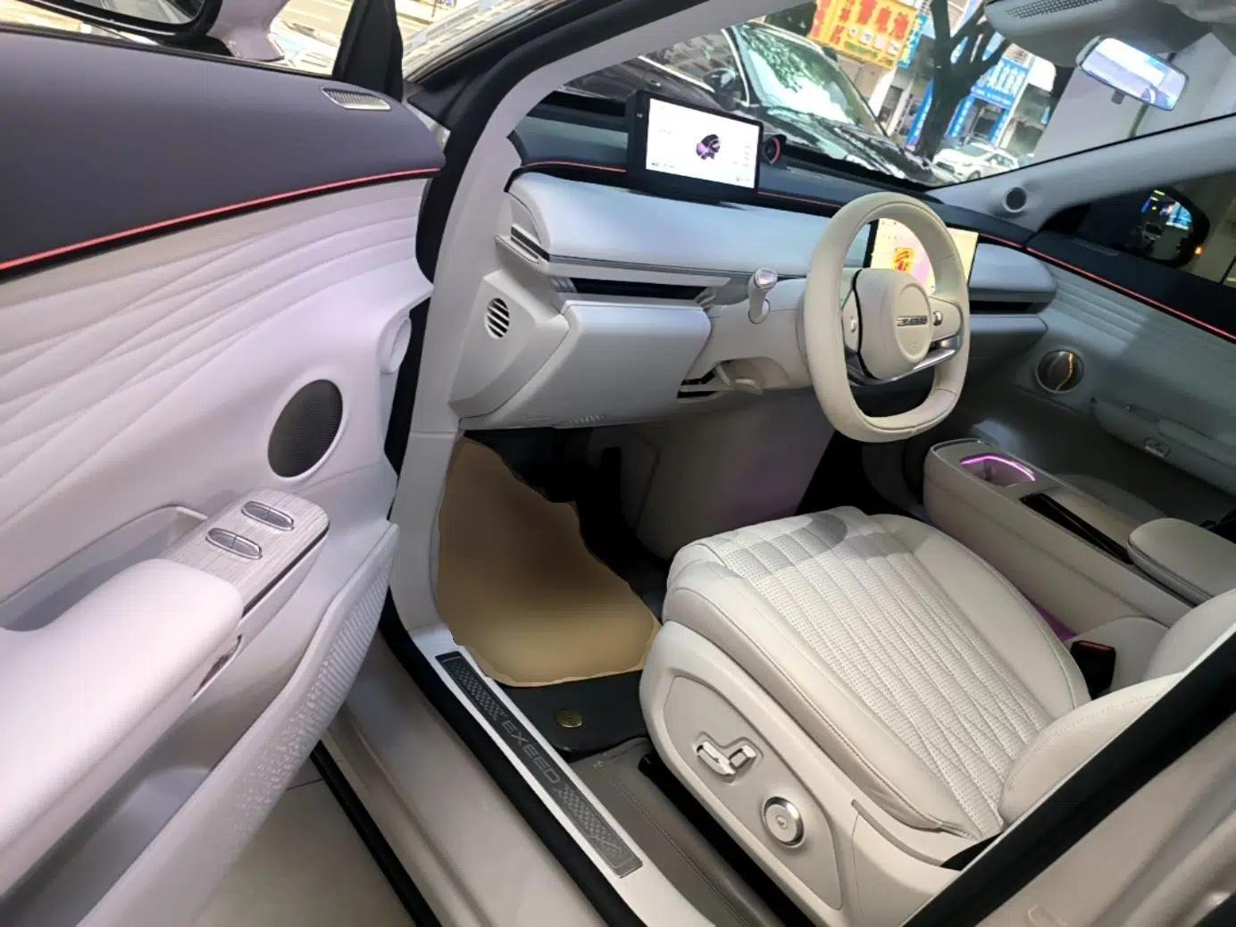 EXEED Star Era ET 2024 Range-Extended 240 Max All-Wheel Drive — миниатюра 19