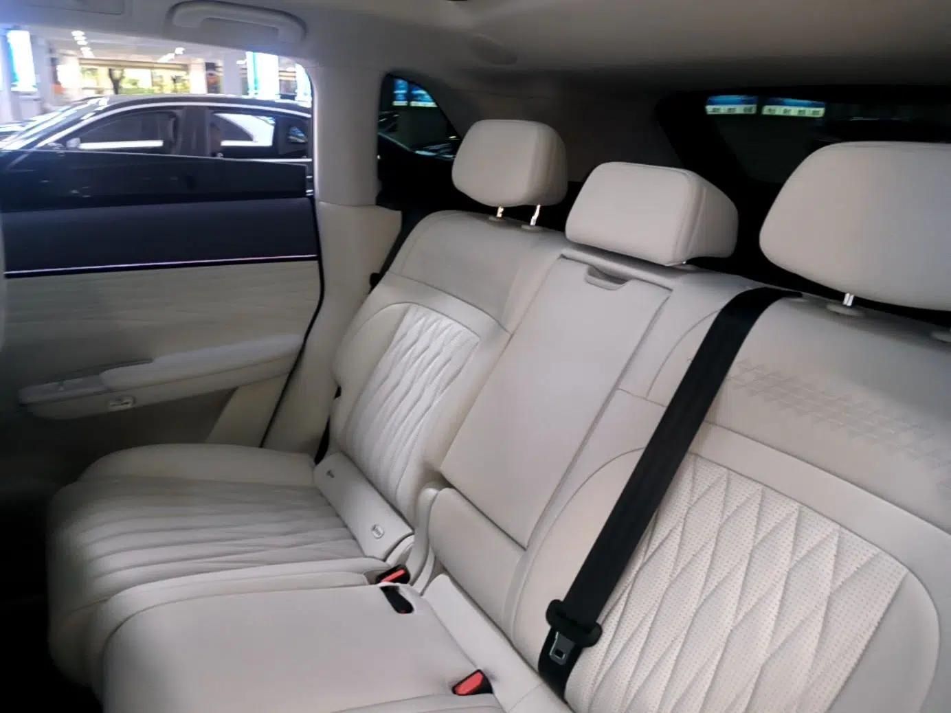 EXEED Star Era ET 2024 Range-Extended 240 Max All-Wheel Drive — миниатюра 20