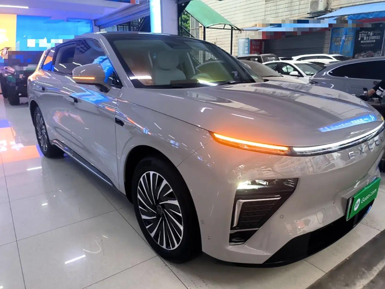 EXEED Star Era ET 2024 Range-Extended 240 Max All-Wheel Drive — миниатюра 3