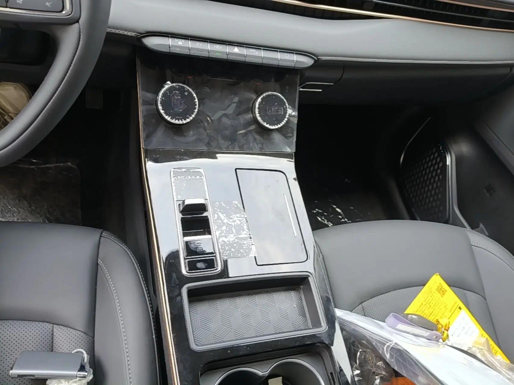 EXEED Zhuifeng C-DM 2022 1.5 TCI-DHT 105 km "Chengfeng Qi" Edition — миниатюра 17
