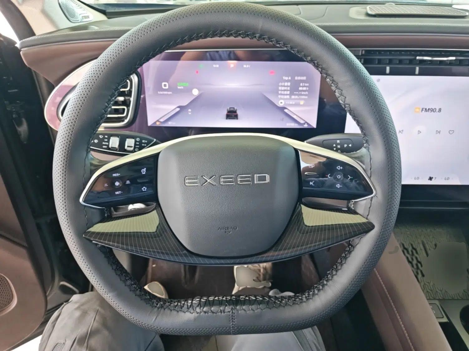 EXEED Lanyue 2023 400T Two-Wheel Drive Starry Edition 7-Seater — миниатюра 14