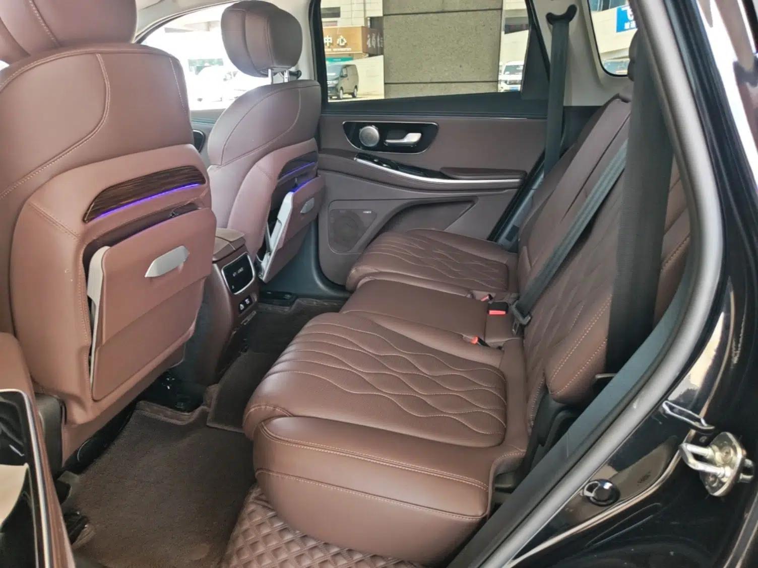 EXEED Lanyue 2023 400T Two-Wheel Drive Starry Edition 7-Seater — миниатюра 20